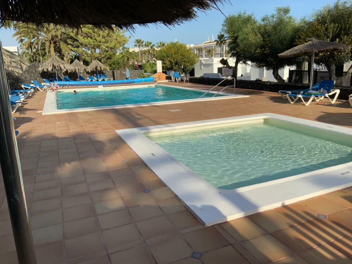 Villa Oasis Puerto del Carmen  Exteriör bild